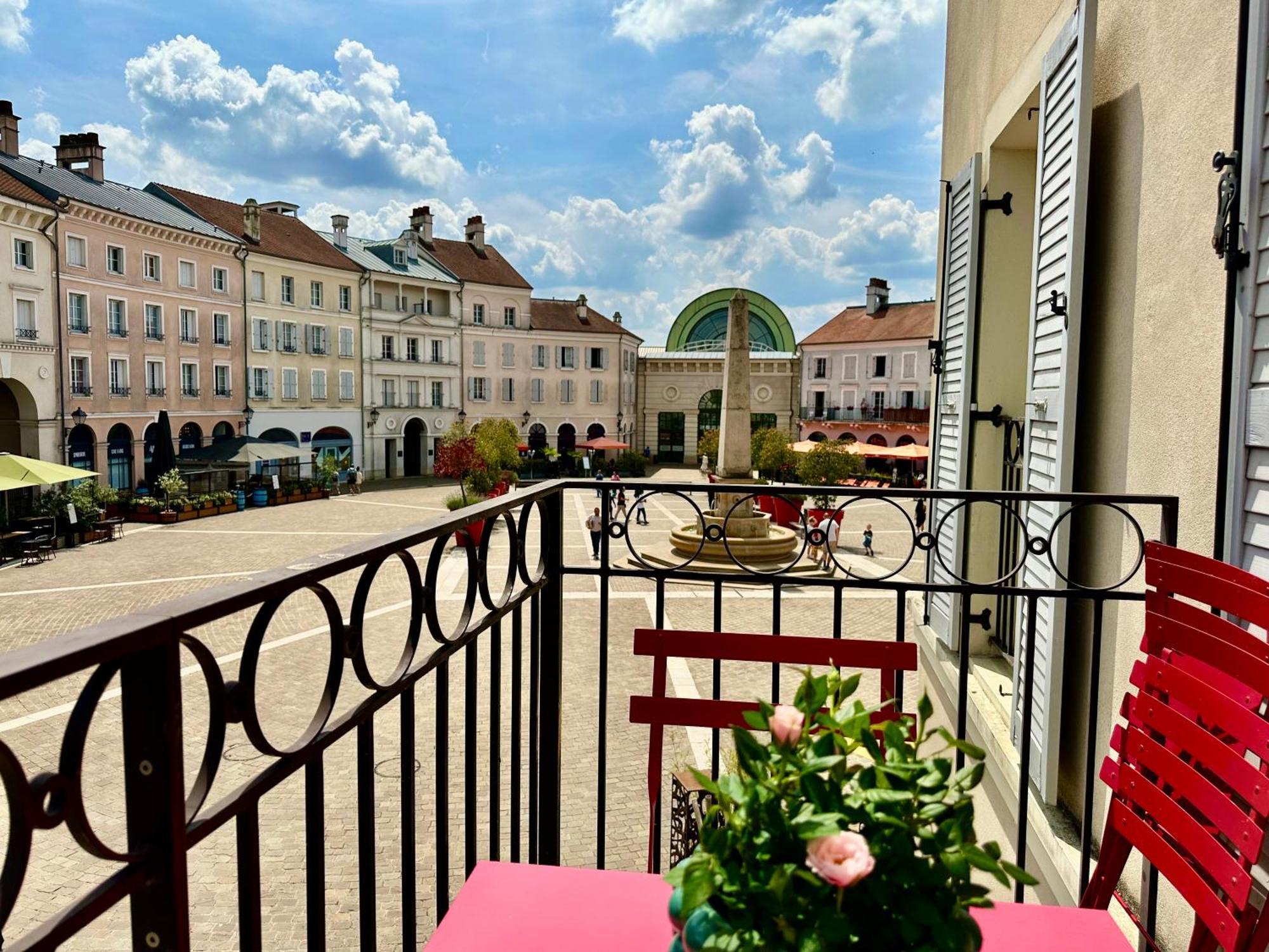 Appt Vue Place De Toscane - 4Min Disneyland-Paris セリ エクステリア 写真