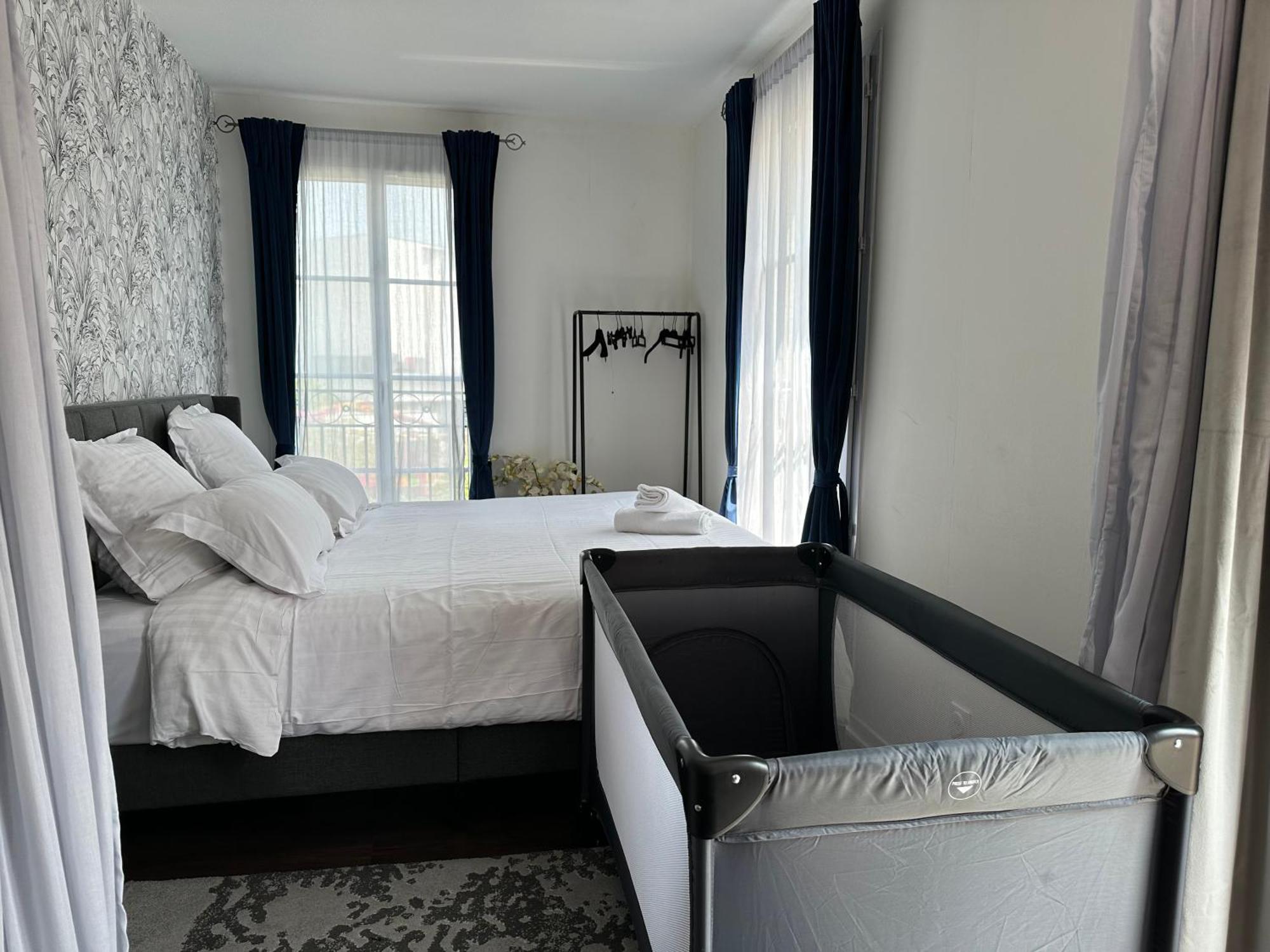 Appt Vue Place De Toscane - 4Min Disneyland-Paris セリ エクステリア 写真